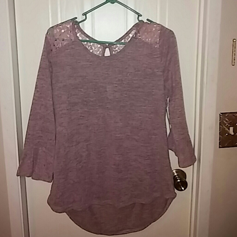 NWT Soft quarter sleeved shirt